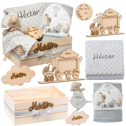 Regalo para Bebé Recién Nacido Niño o Niña | Cesta con Manta, DouDou, Capa de Baño, Nube Decorativa y Marco|Canastilla Embarazo,Bautizo,Hospital y Baby Shower | Nombre en Madera | Olesea (Gris)